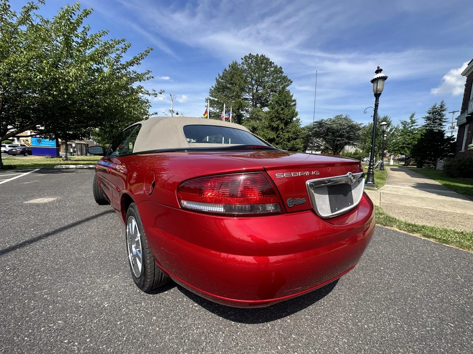 2004 Chrysler Sebring - Image 15 of 31