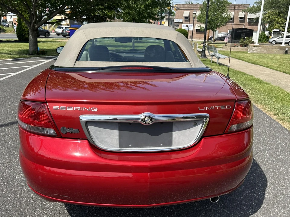 2004 Chrysler Sebring - Image 16 of 31