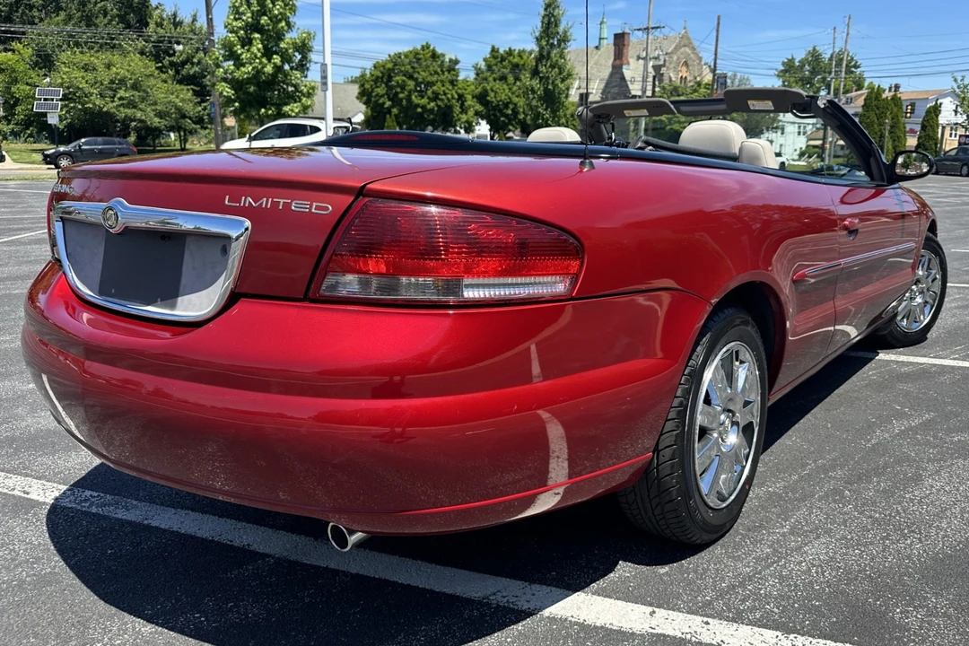 2004 Chrysler Sebring - Image 8 of 31
