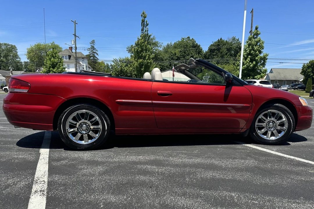 2004 Chrysler Sebring - Image 10 of 31