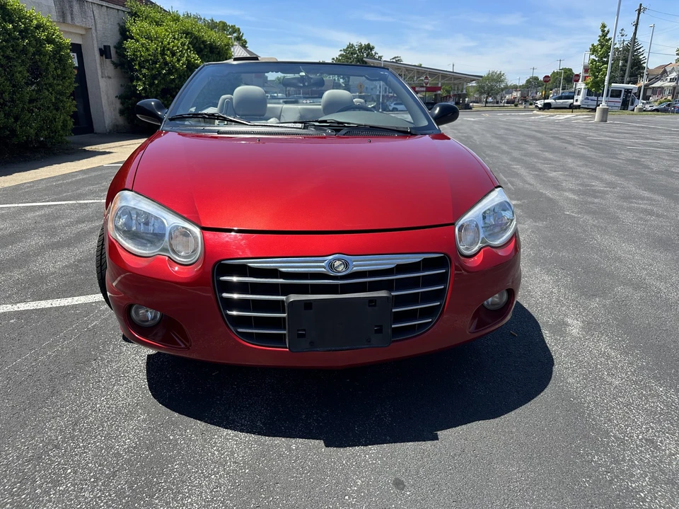 2004 Chrysler Sebring - Image 2 of 31