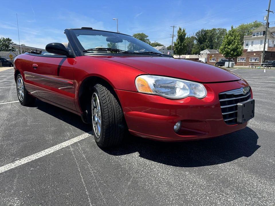 2004 Chrysler Sebring - Image 11 of 31
