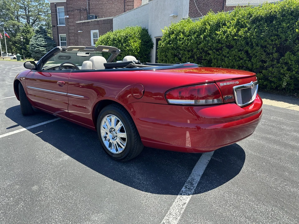 2004 Chrysler Sebring - Image 5 of 31