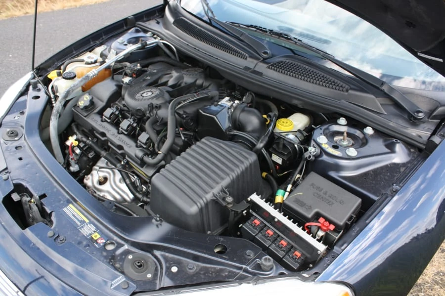 2004 Chrysler Sebring - Image 7 of 12