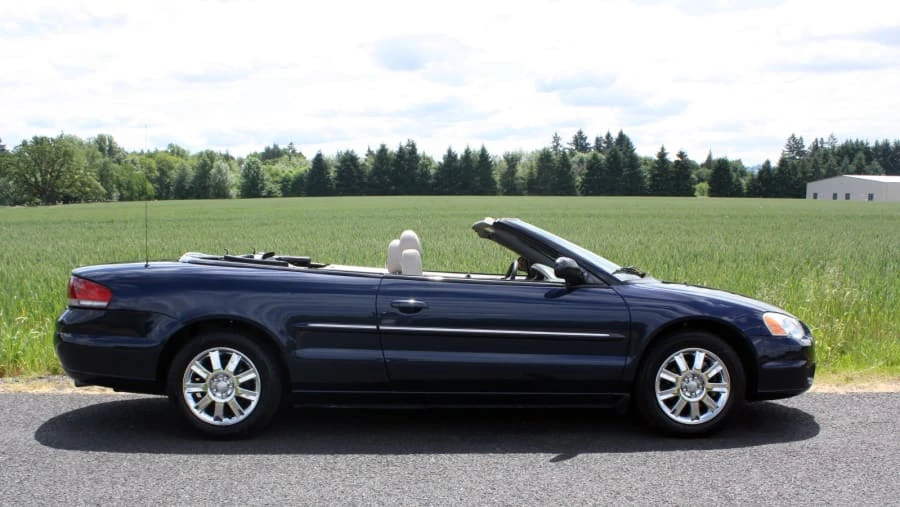 2004 Chrysler Sebring - Image 9 of 12