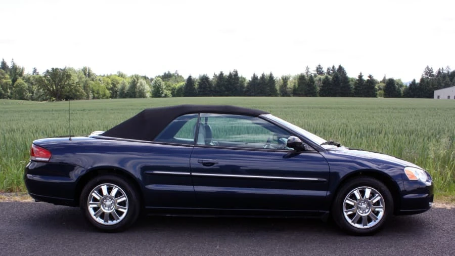 2004 Chrysler Sebring - Image 10 of 12