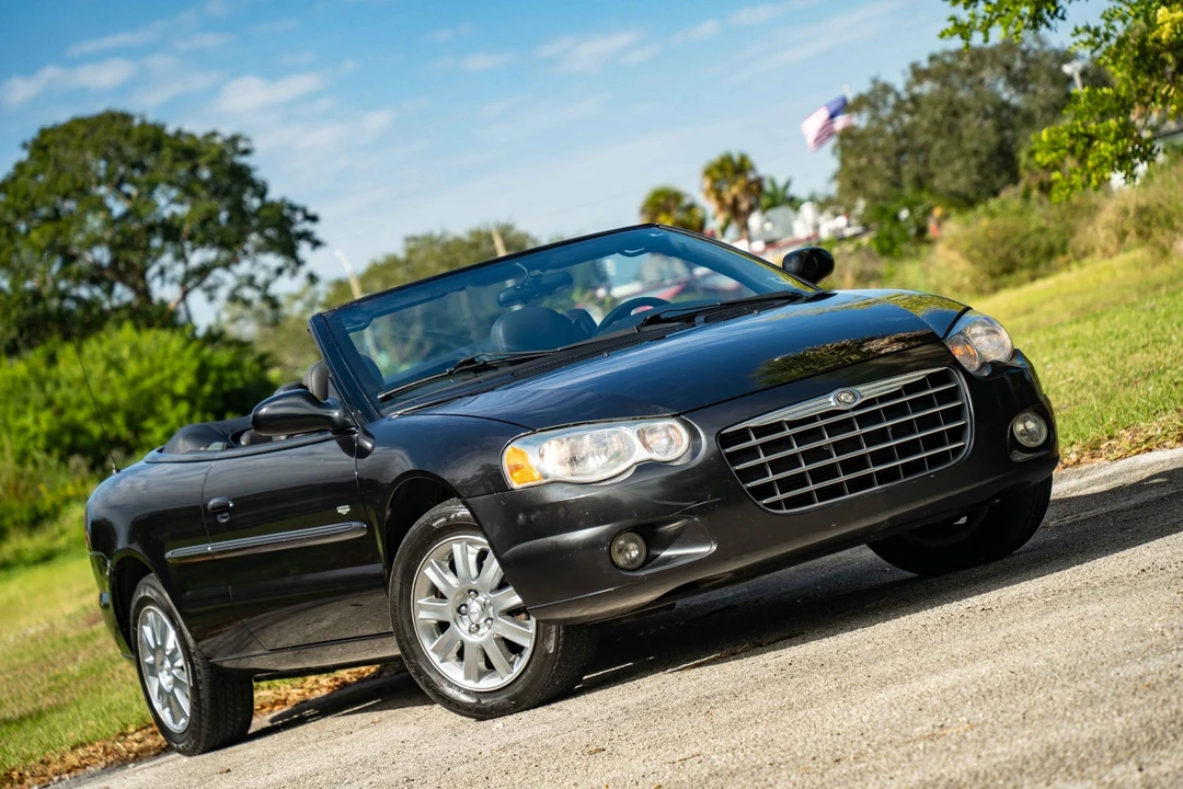 2004 Chrysler Sebring - Image 12 of 31
