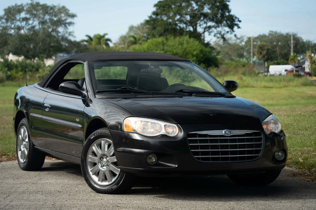 2004 Chrysler Sebring - Image 20 of 31