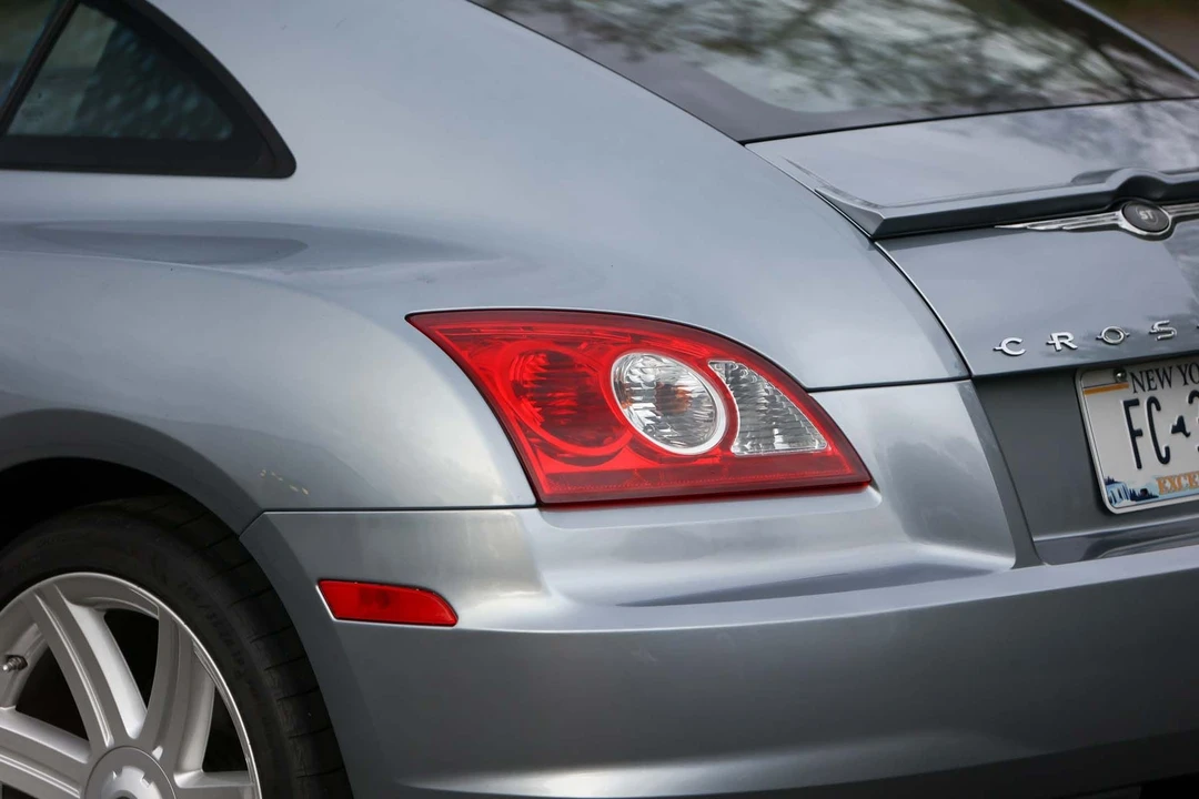 2004 Chrysler Crossfire - Image 20 of 31