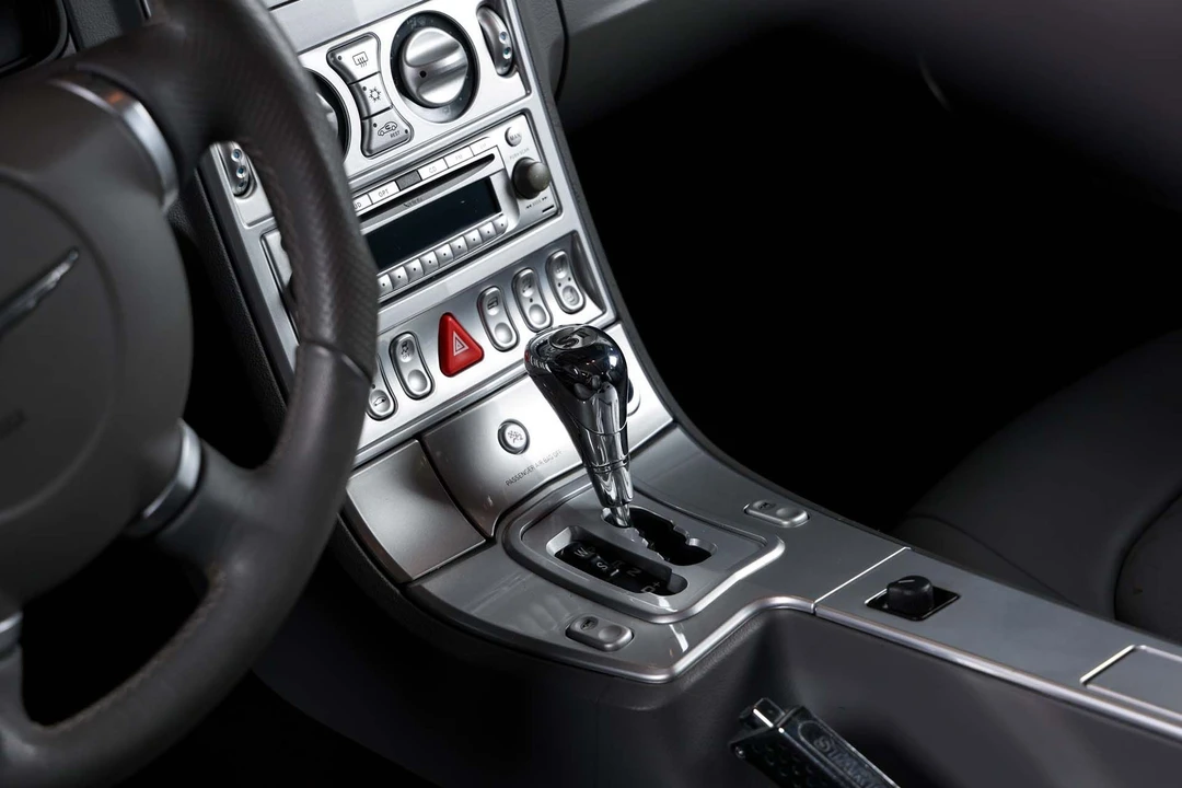 2004 Chrysler Crossfire - Image 14 of 31