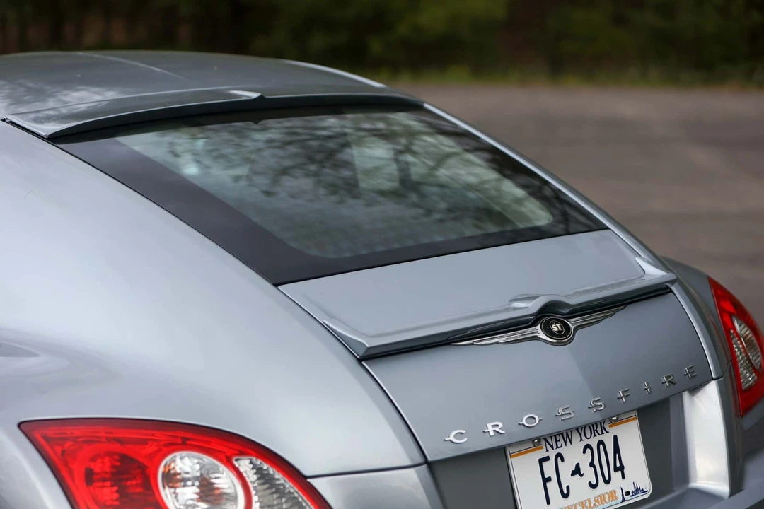 2004 Chrysler Crossfire - Image 24 of 31
