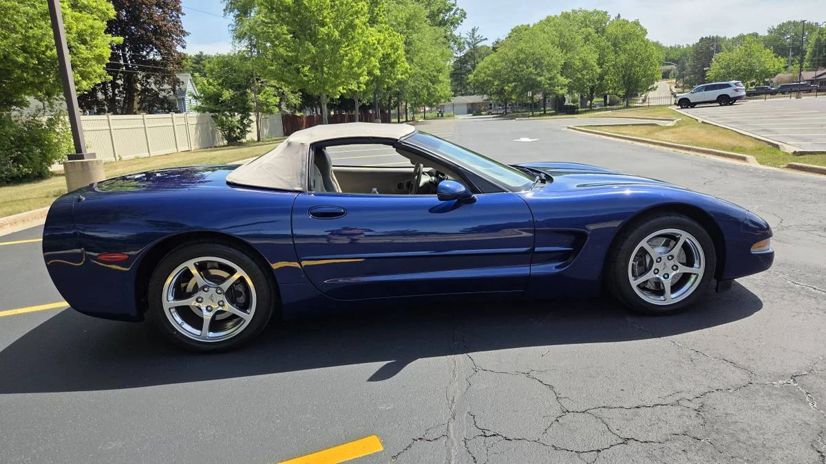 2004 Chevrolet Corvette C5 - Image 5 of 24