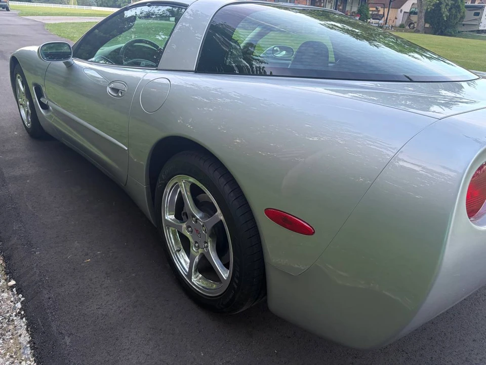 2004 Chevrolet Corvette C5 - Image 8 of 24