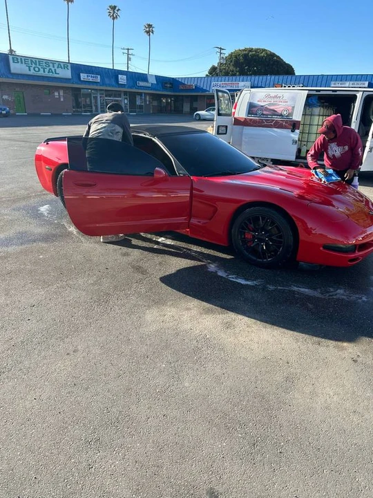 2004 Chevrolet Corvette C5 - Image 2 of 14