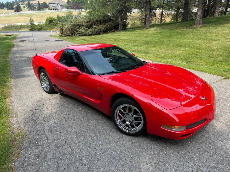 2004 Chevrolet Corvette C5 Z06 - Image 2 of 11