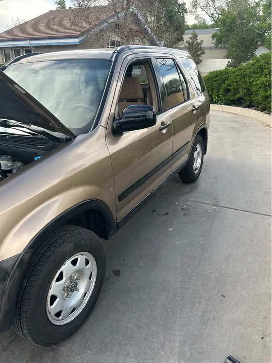 2004 Honda CR-V 2nd Gen - Image 11 of 12
