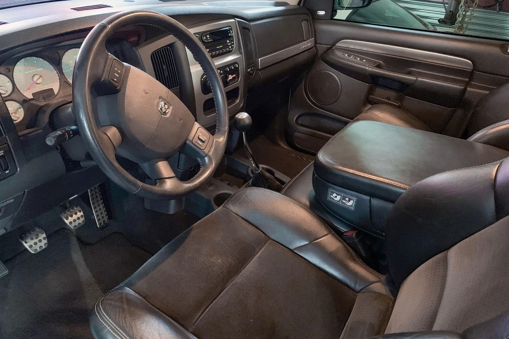 2004 Dodge Ram SRT-10 3rd Gen - Image 4 of 5