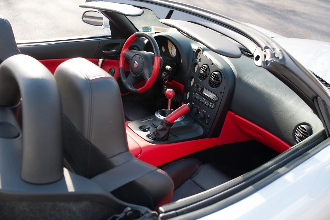 2004 Dodge Viper 3rd Gen - Image 6 of 14