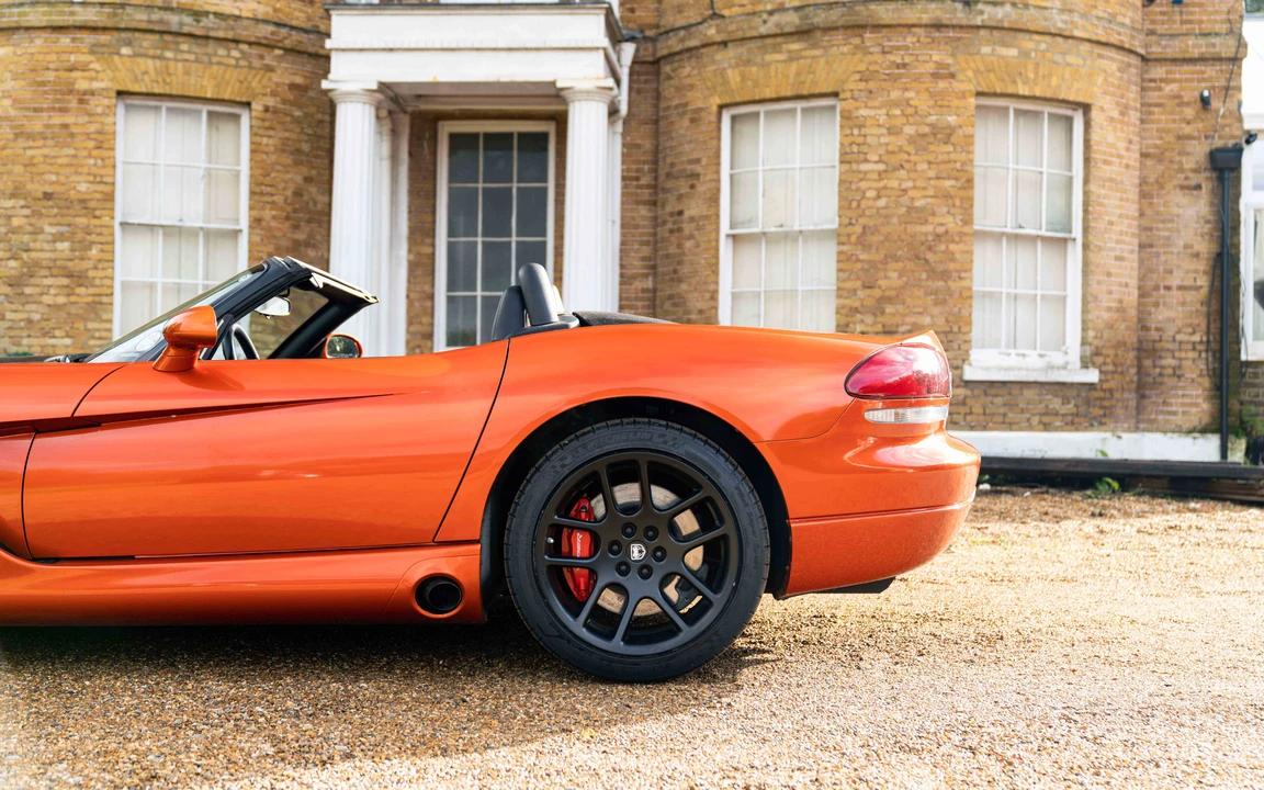 2004 Dodge Viper 3rd Gen - Image 9 of 31