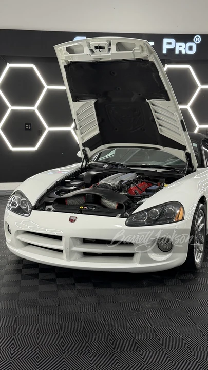 2004 Dodge Viper 3rd Gen - Image 13 of 31
