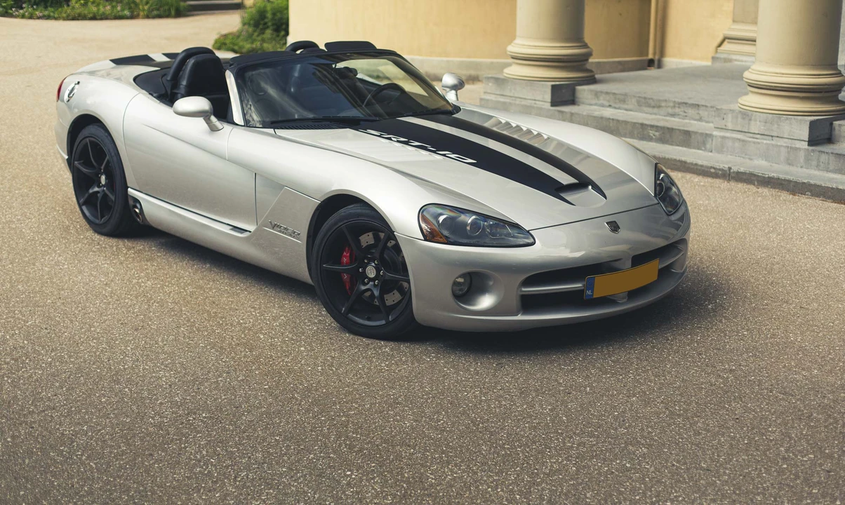 2004 Dodge Viper 3rd Gen - Image 9 of 31