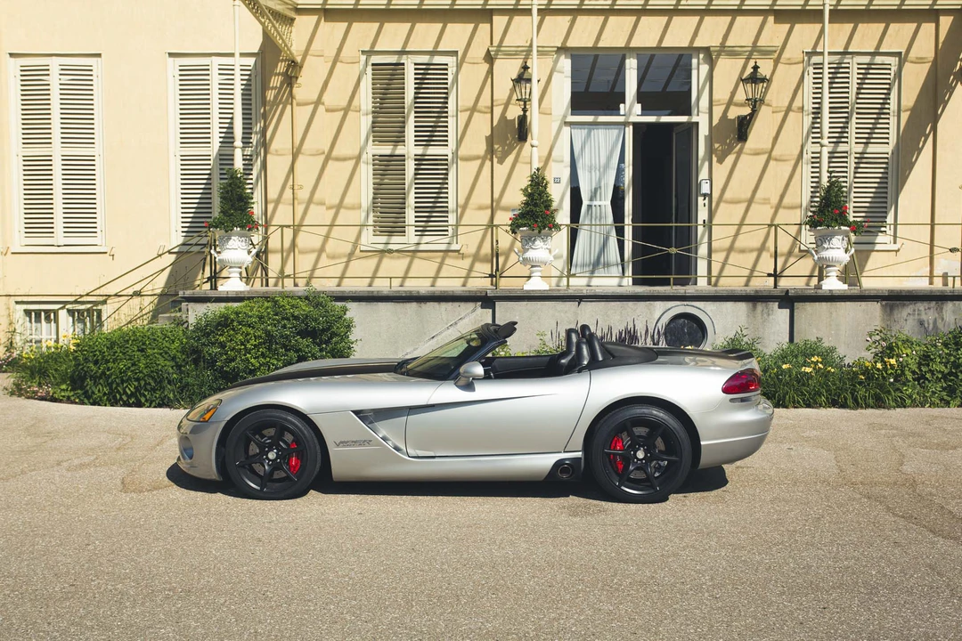 2004 Dodge Viper 3rd Gen - Image 13 of 31
