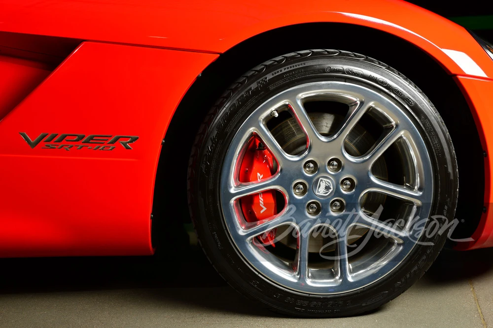 2004 Dodge Viper 3rd Gen - Image 15 of 28