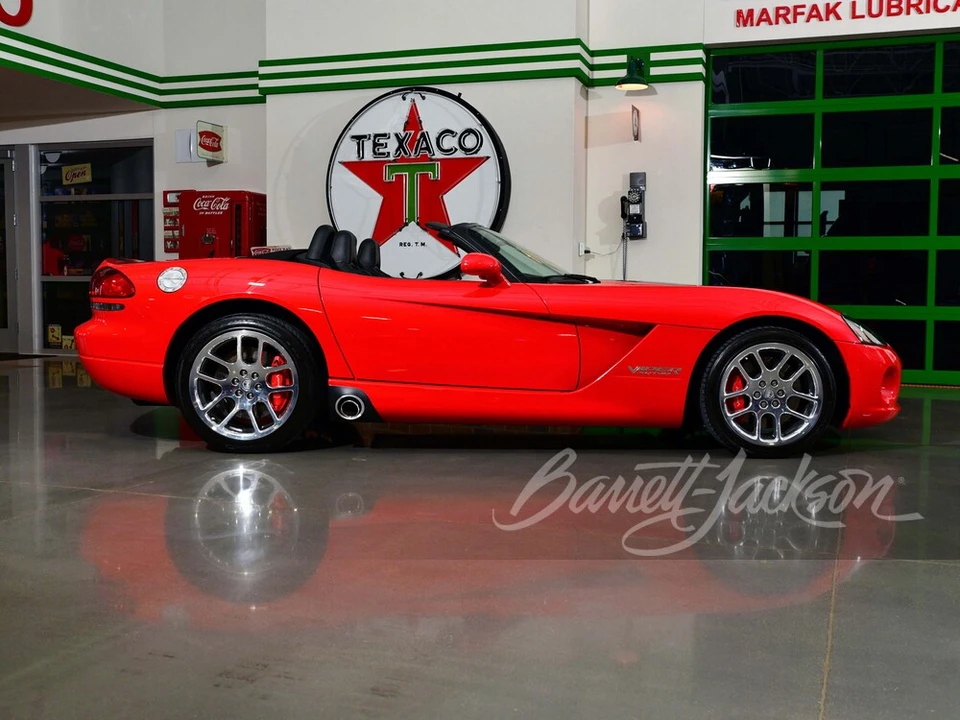 2004 Dodge Viper 3rd Gen - Image 5 of 28
