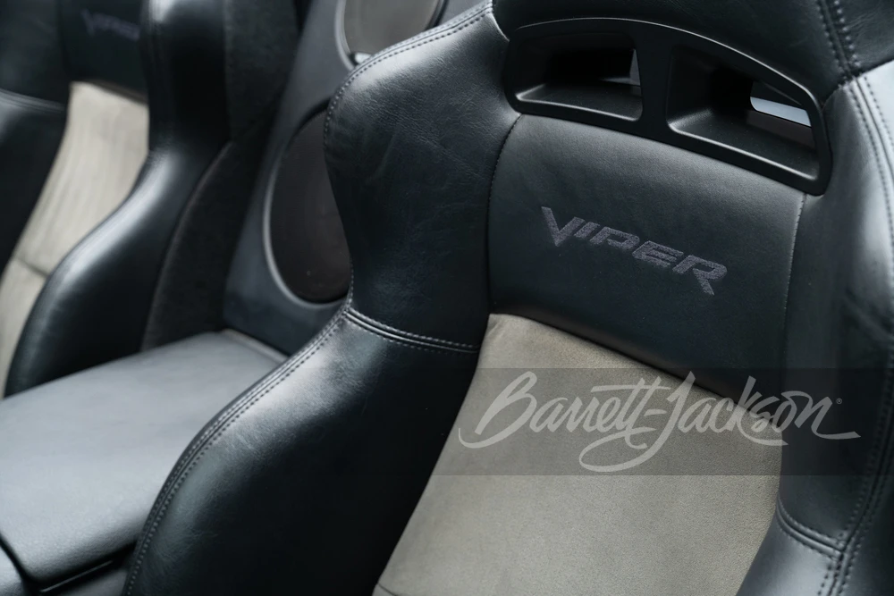 2004 Dodge Viper 3rd Gen - Image 15 of 31