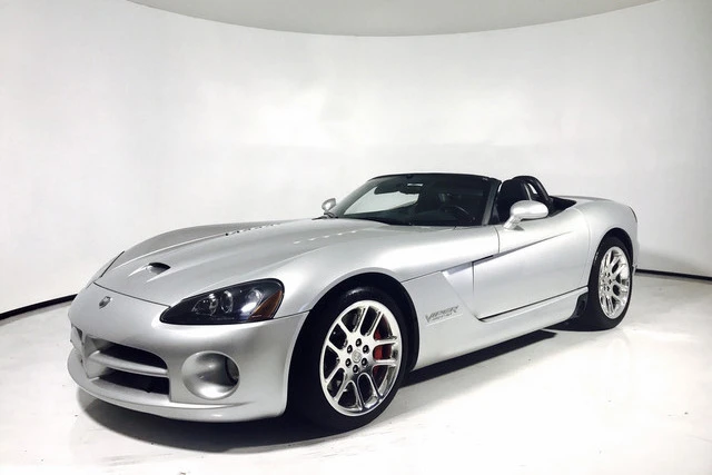 2004 Dodge Viper 3rd Gen - Image 2 of 5