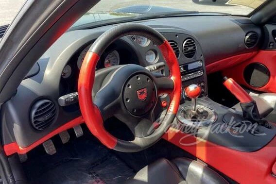 2004 Dodge Viper 3rd Gen - Image 9 of 13