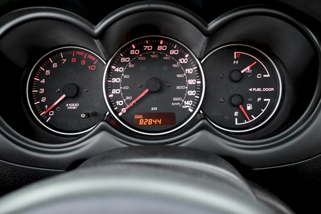 2004 Daihatsu - Image 16 of 30
