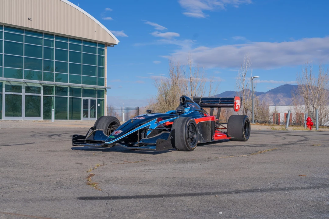 2004 Dallara - Image 4 of 31