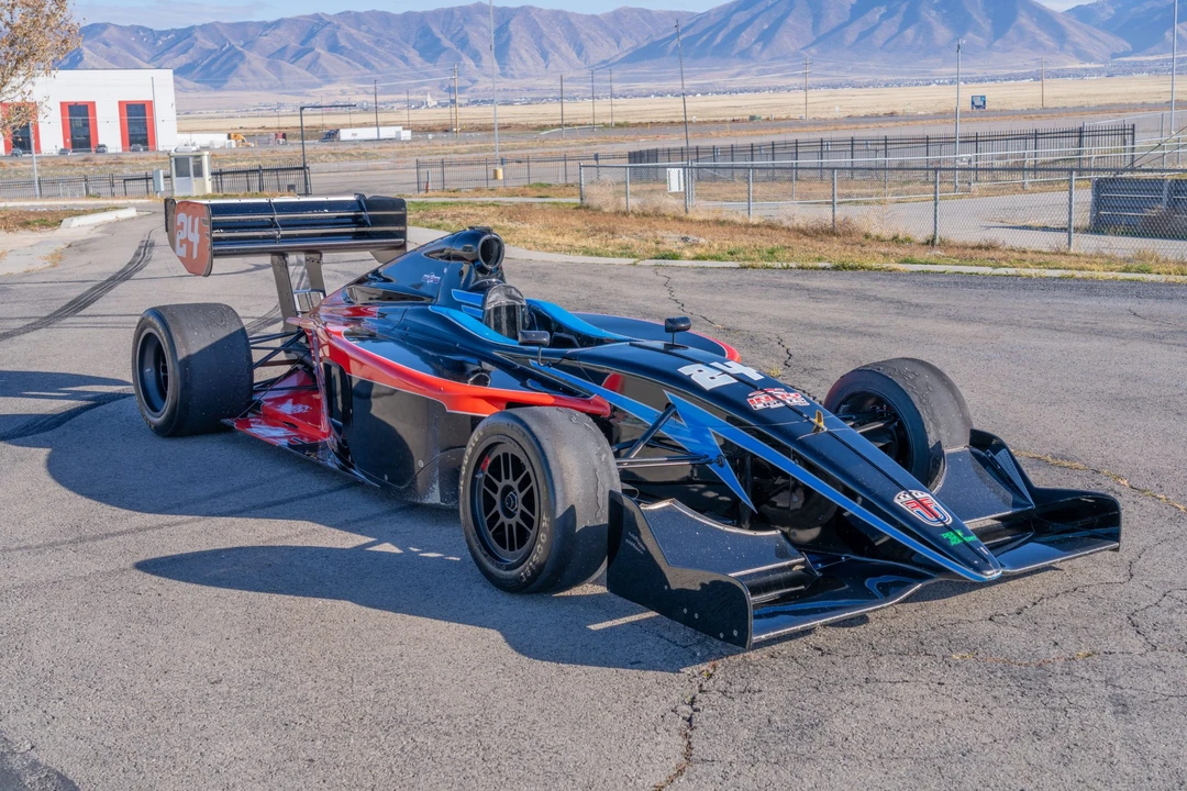 2004 Dallara - Image 14 of 31