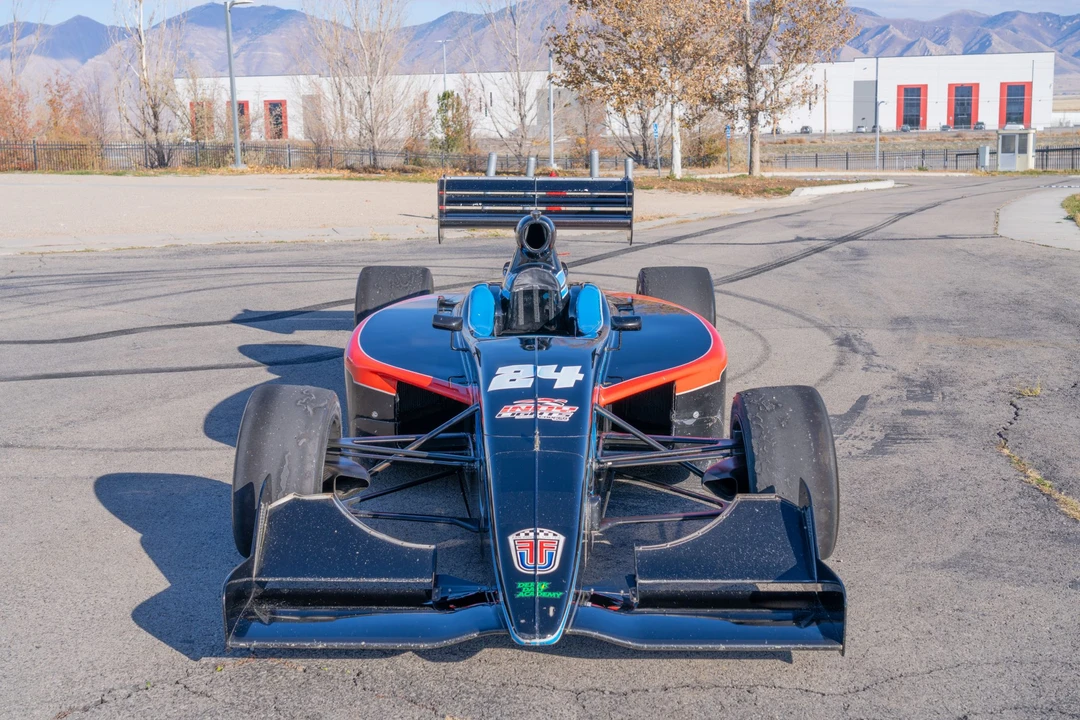 2004 Dallara - Image 15 of 31