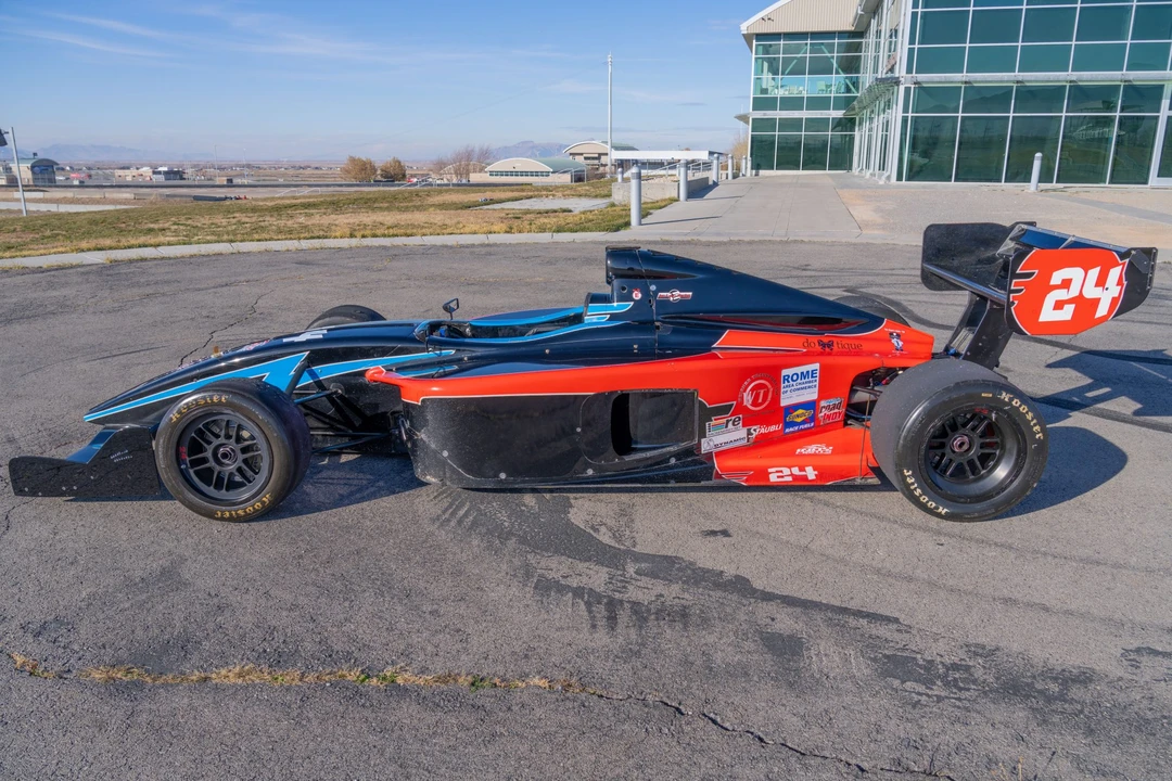 2004 Dallara - Image 17 of 31