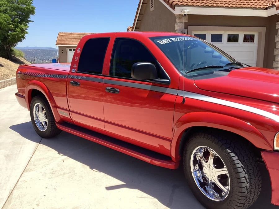2004 Ram 1500 - Image 8 of 31