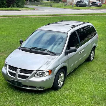 2004 Dodge Caravan SXT Minivan 4D