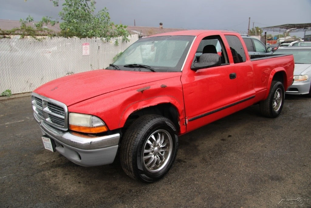 2004 Dodge Dakota 2nd Gen - Image 2 of 21