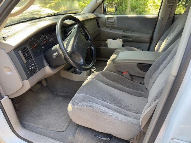 2004 Dodge Dakota 2nd Gen - Image 9 of 31