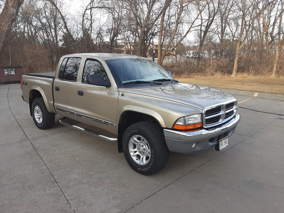 2004 Dodge Dakota 2nd Gen - Image 11 of 31
