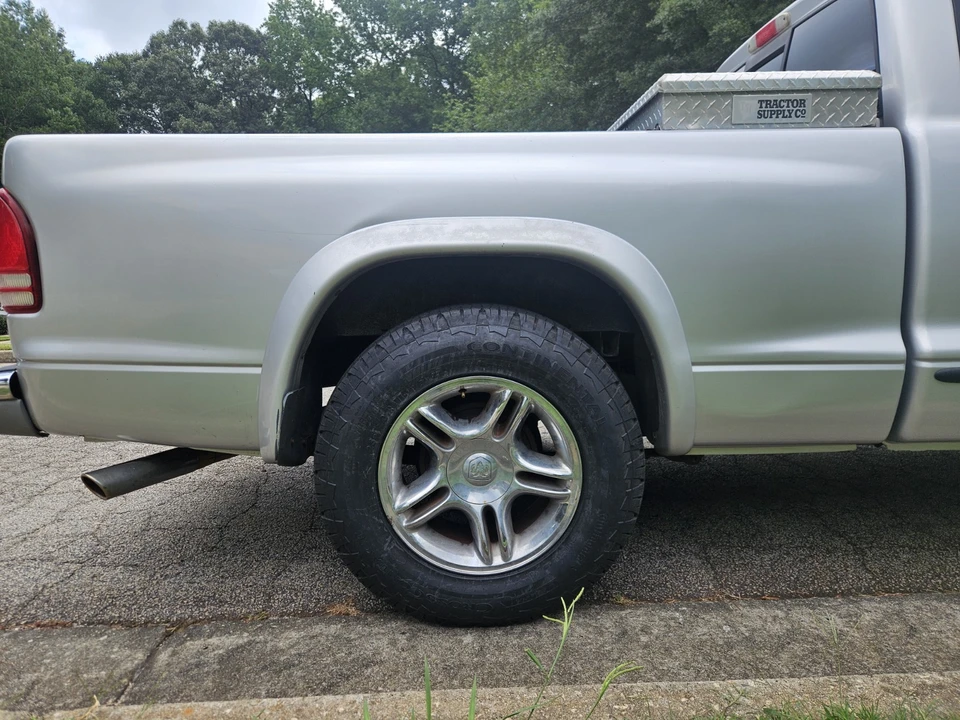 2004 Dodge Dakota 2nd Gen - Image 2 of 5