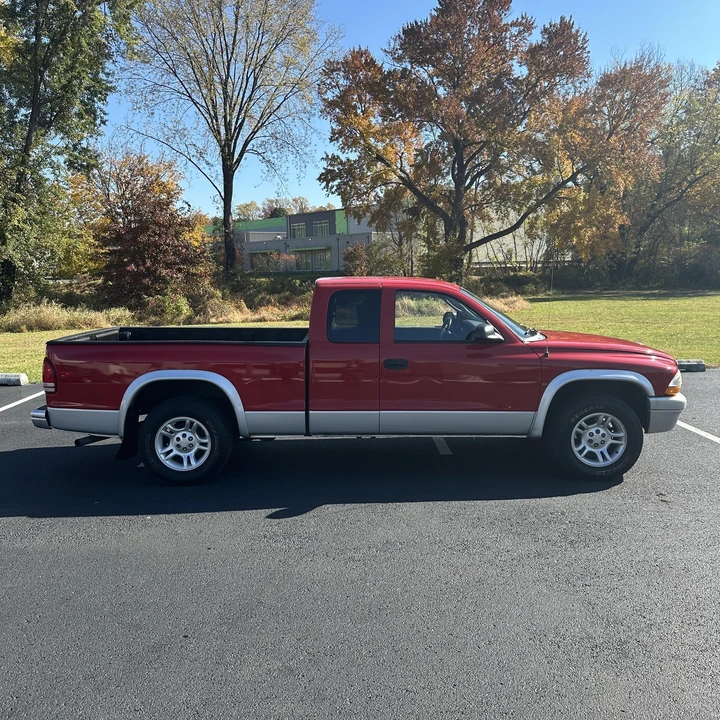 2004 Dodge Dakota 2nd Gen - Image 2 of 21