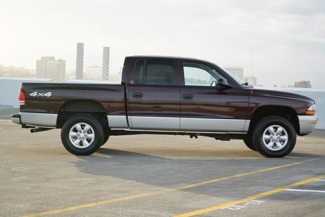 2004 Dodge Dakota 2nd Gen - Image 13 of 31