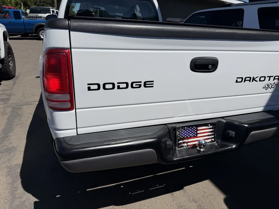 2004 Dodge Dakota - Image 23 of 31