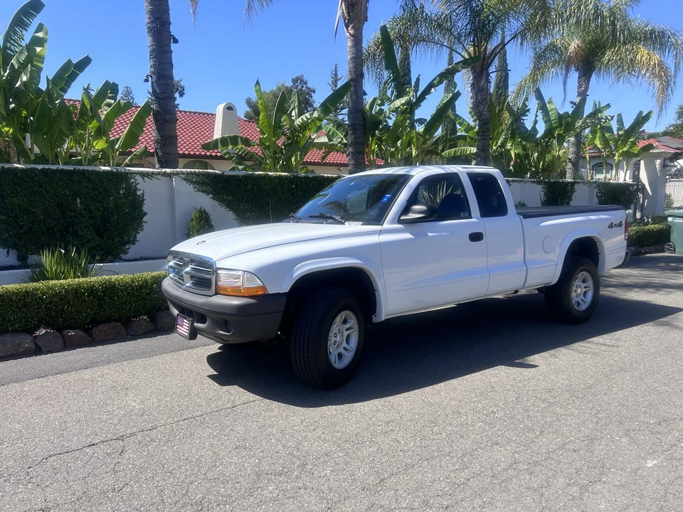2004 Dodge Dakota - Image 7 of 31