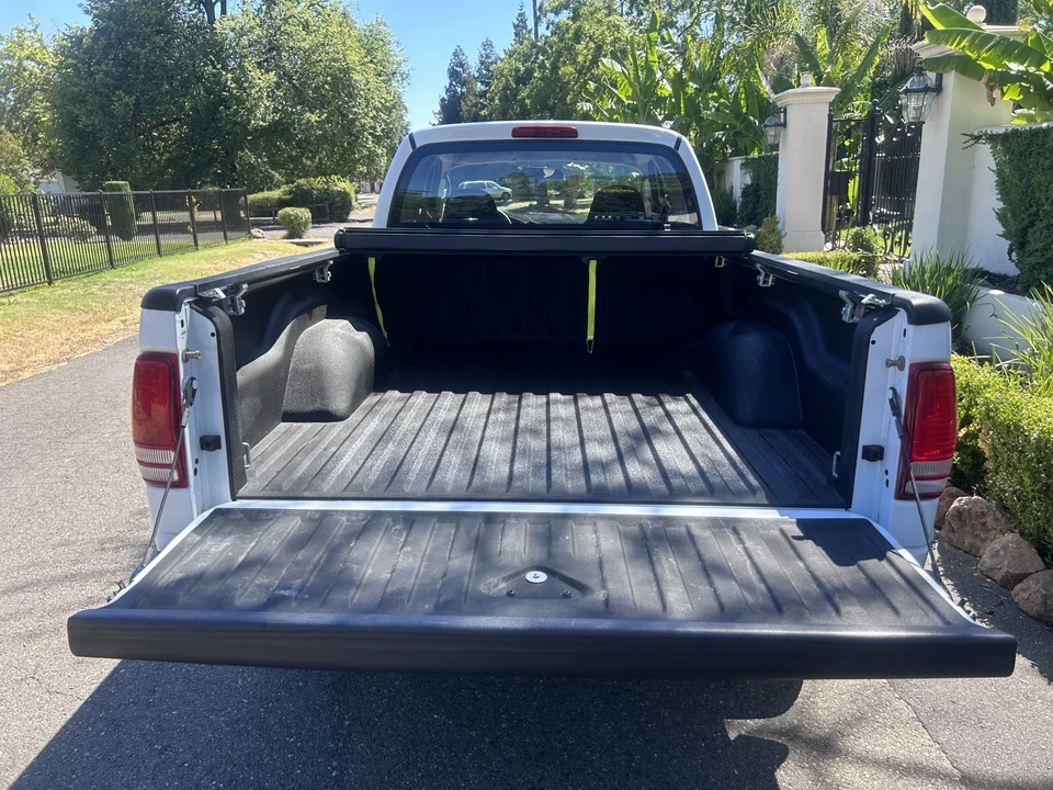 2004 Dodge Dakota - Image 15 of 31