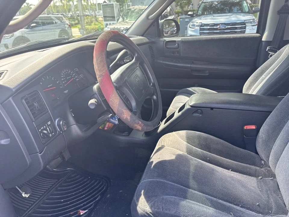 2004 Dodge Dakota 2nd Gen - Image 11 of 12
