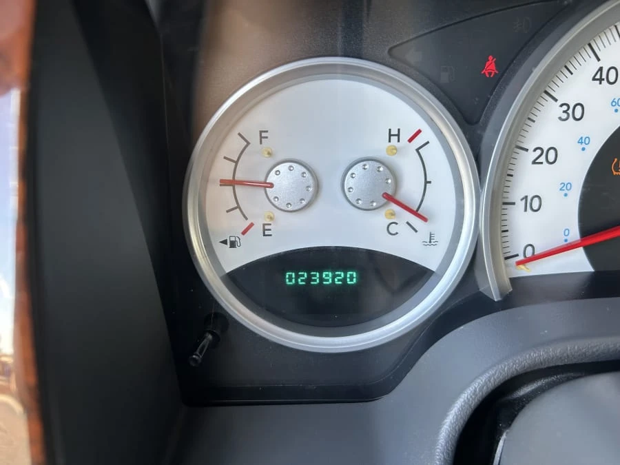 2004 Dodge Durango 2nd Gen - Image 9 of 11