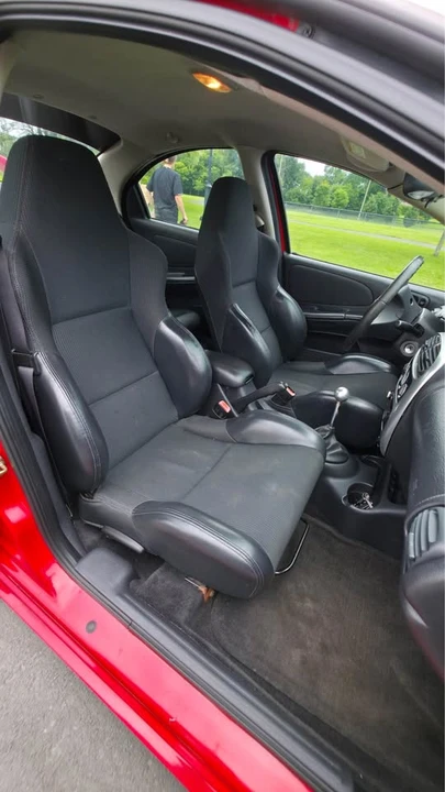 2004 Dodge Neon - Image 9 of 13